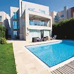Hilton Bodrum Turkbuku & 5* Golturkbuku