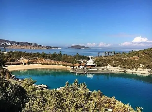 Üdülőközpont Hilton Bodrum Turkbuku & 5*