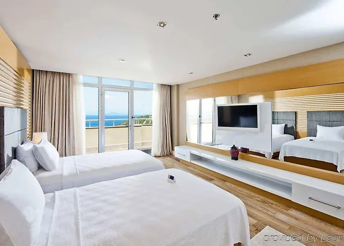 Üdülőközpont Hilton Bodrum Turkbuku & 5*